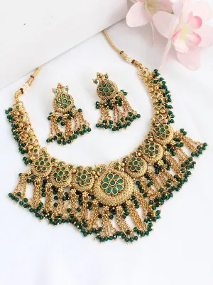 Aayushi Necklace Set