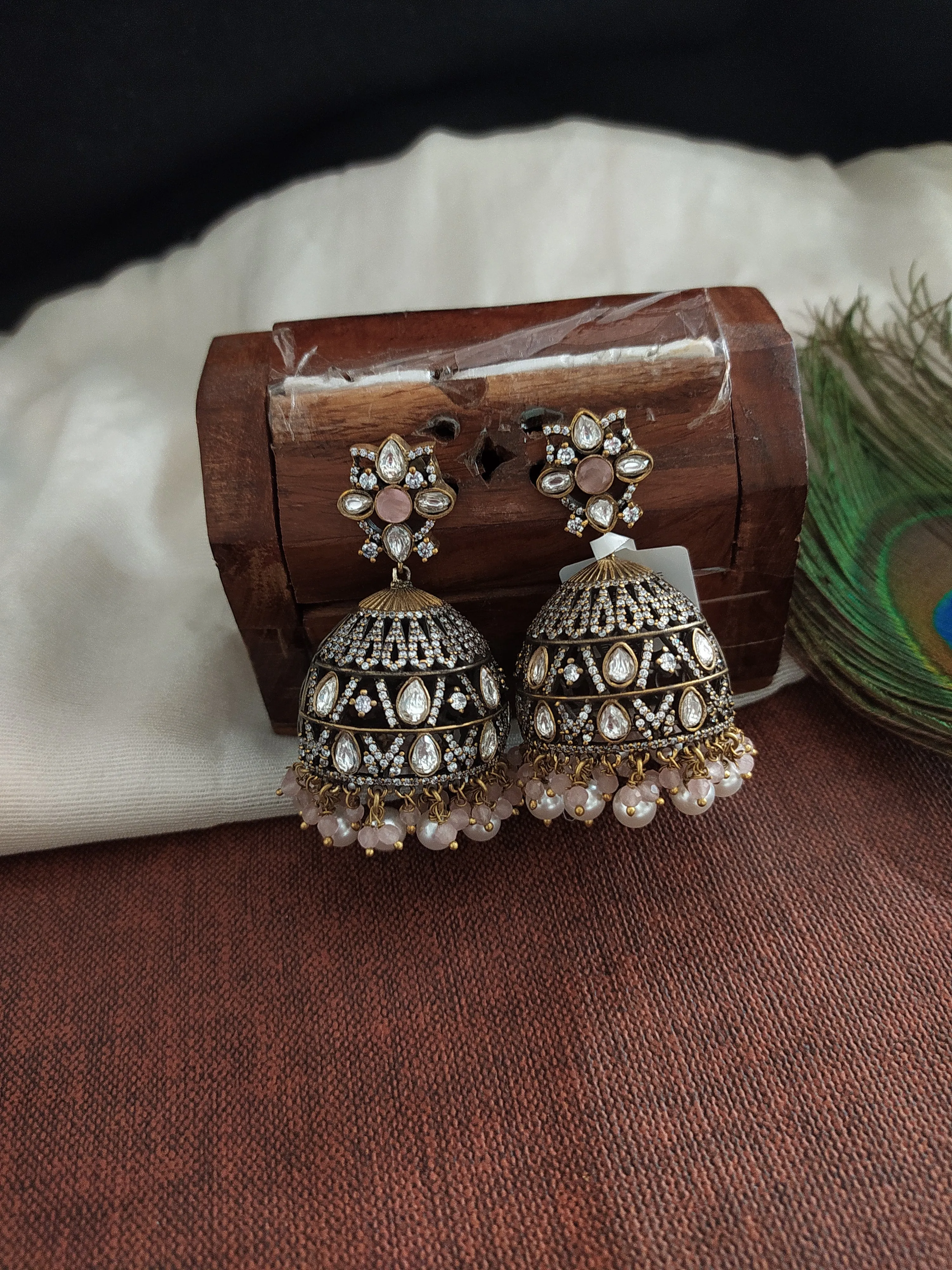 Alluring Victorian Jhumki