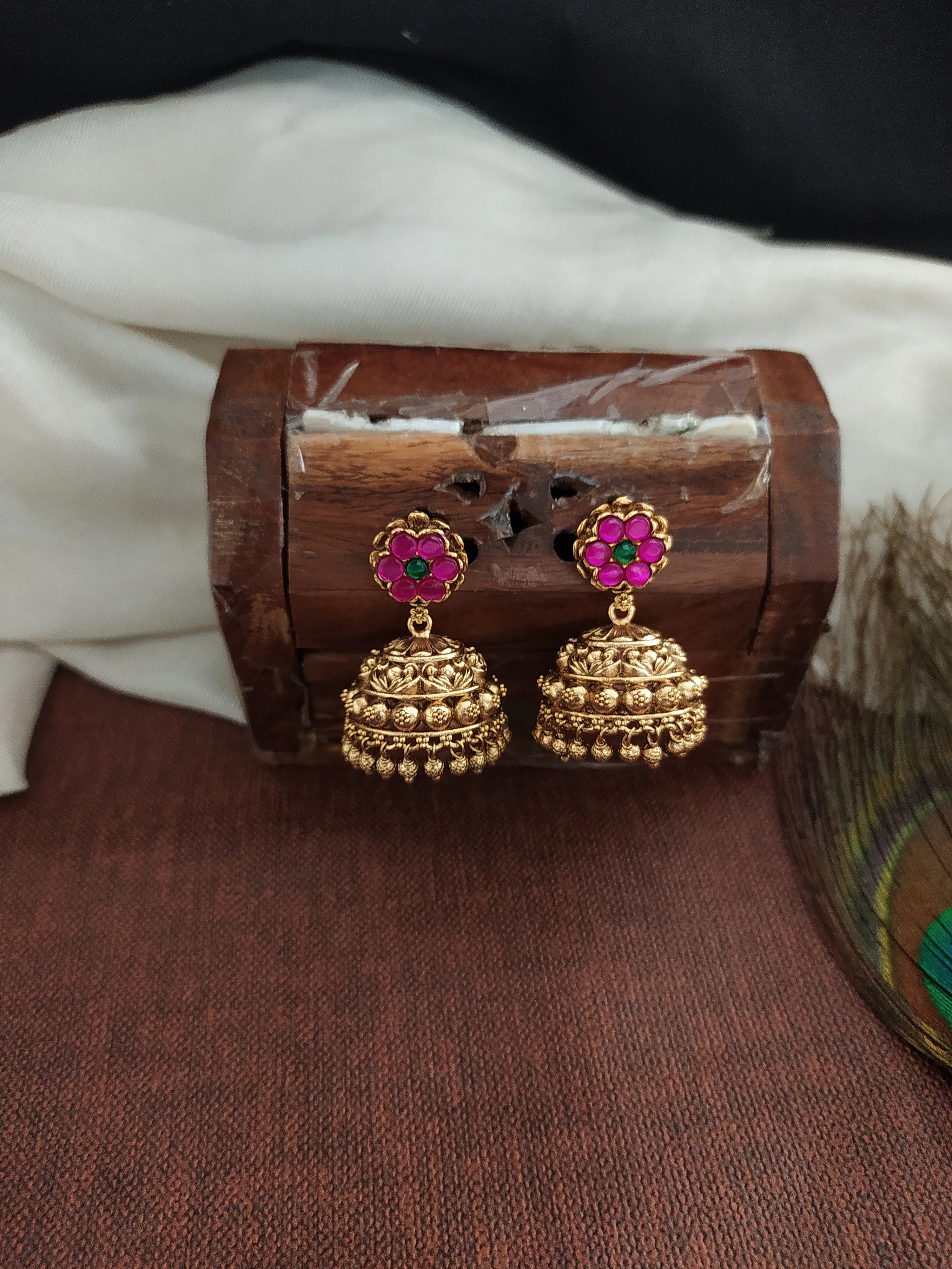Antique Floral Design Jadau Kundan Mala Set with Jhumki