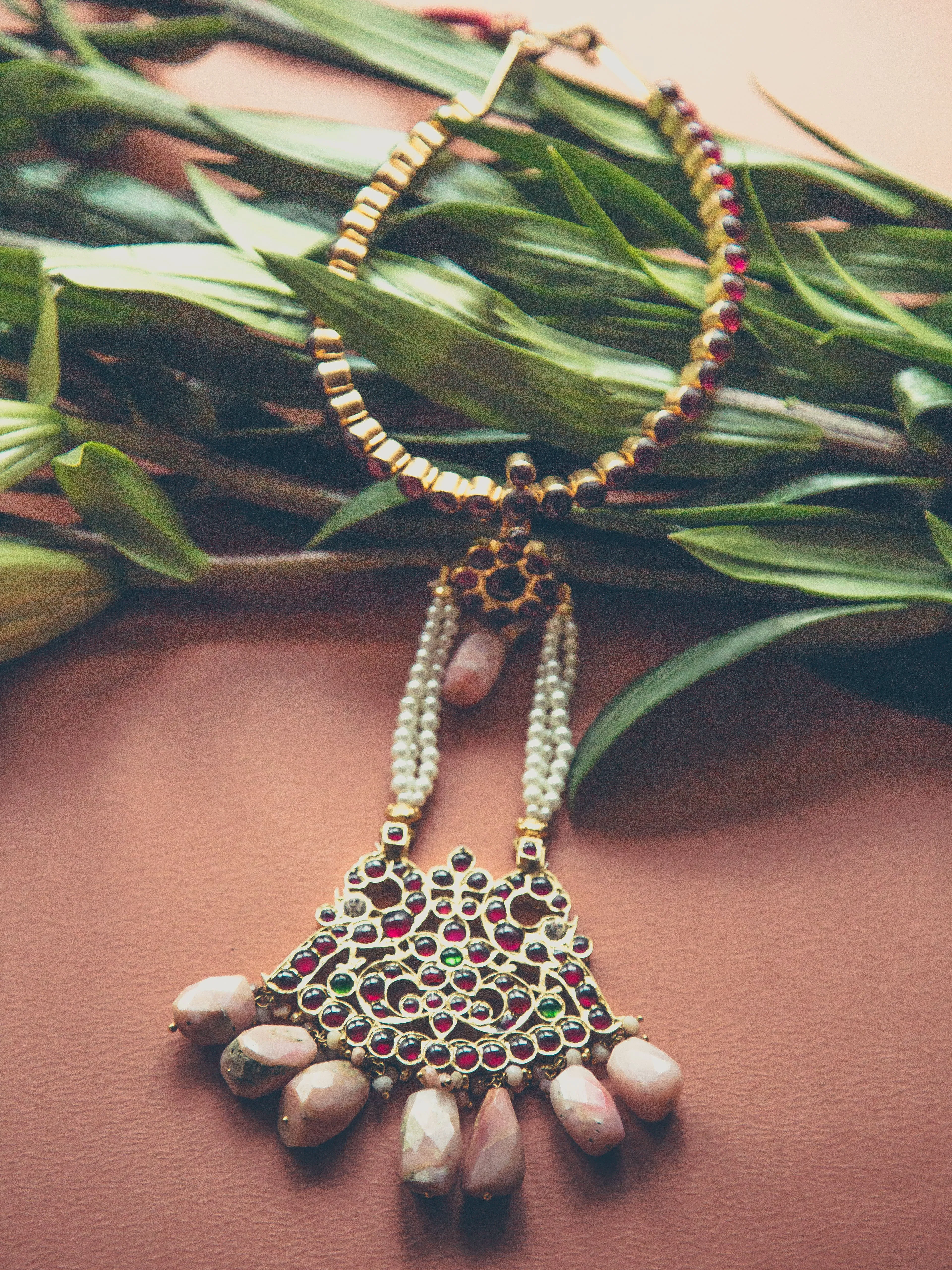 Arata Necklace