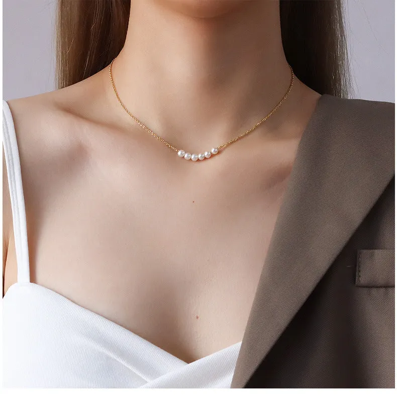 Chic 18K Gold Pearl Pendant Necklace - Elegant Collarbone Chain