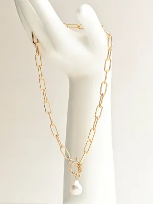 Chic White Pearl Drop Necklace