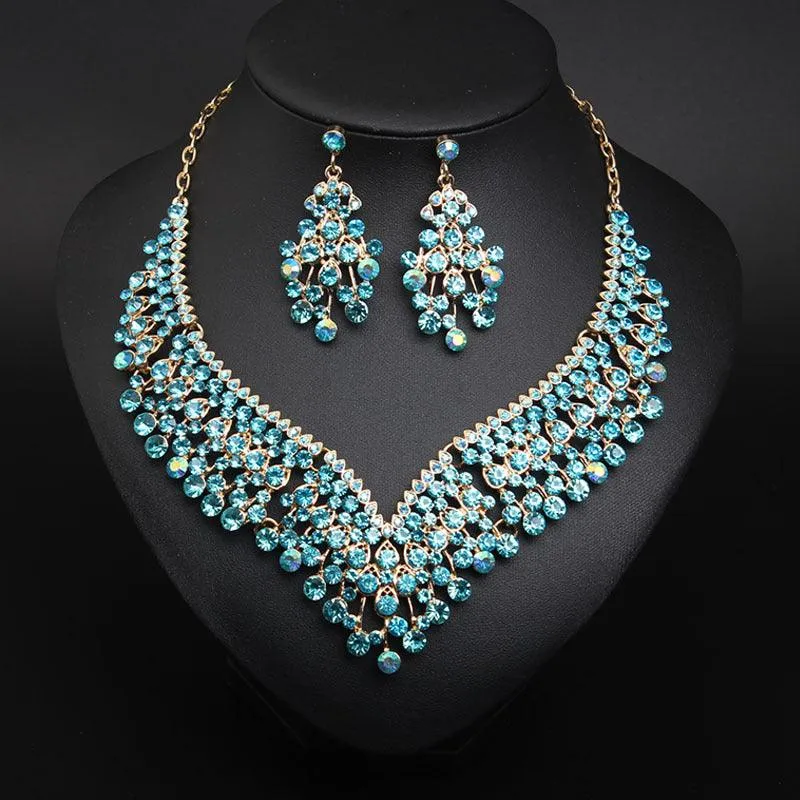 Creative Crystal Collarbone Necklace Earring Set