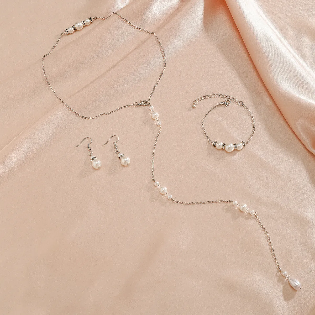 Elegant Zircon and Pearl Necklace Set with Vintage French Charm