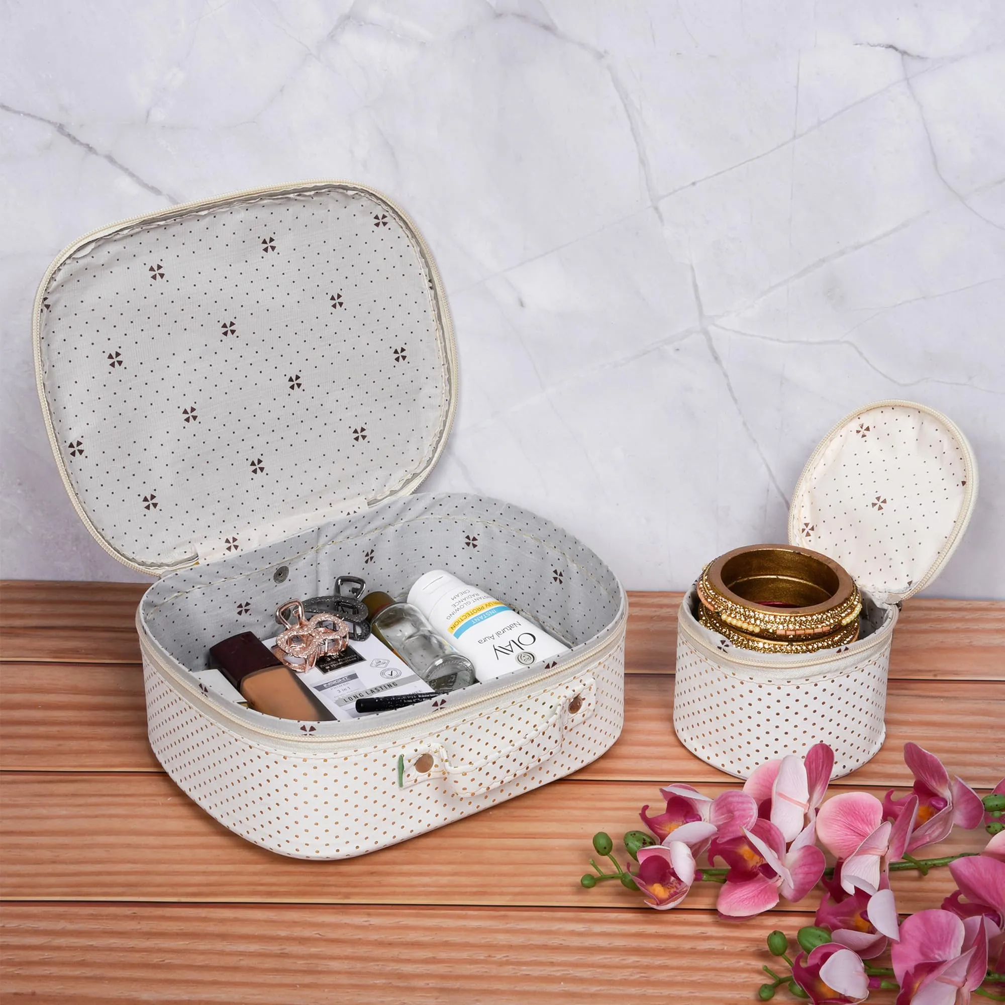 Heart Home Jewellery Kit|Cosmetic Storage Box|Travel Pouch|Jewellery Box for Women|Jewellery Make up Organizer|5 Different Pouch|Dot Vanity Pouch|White