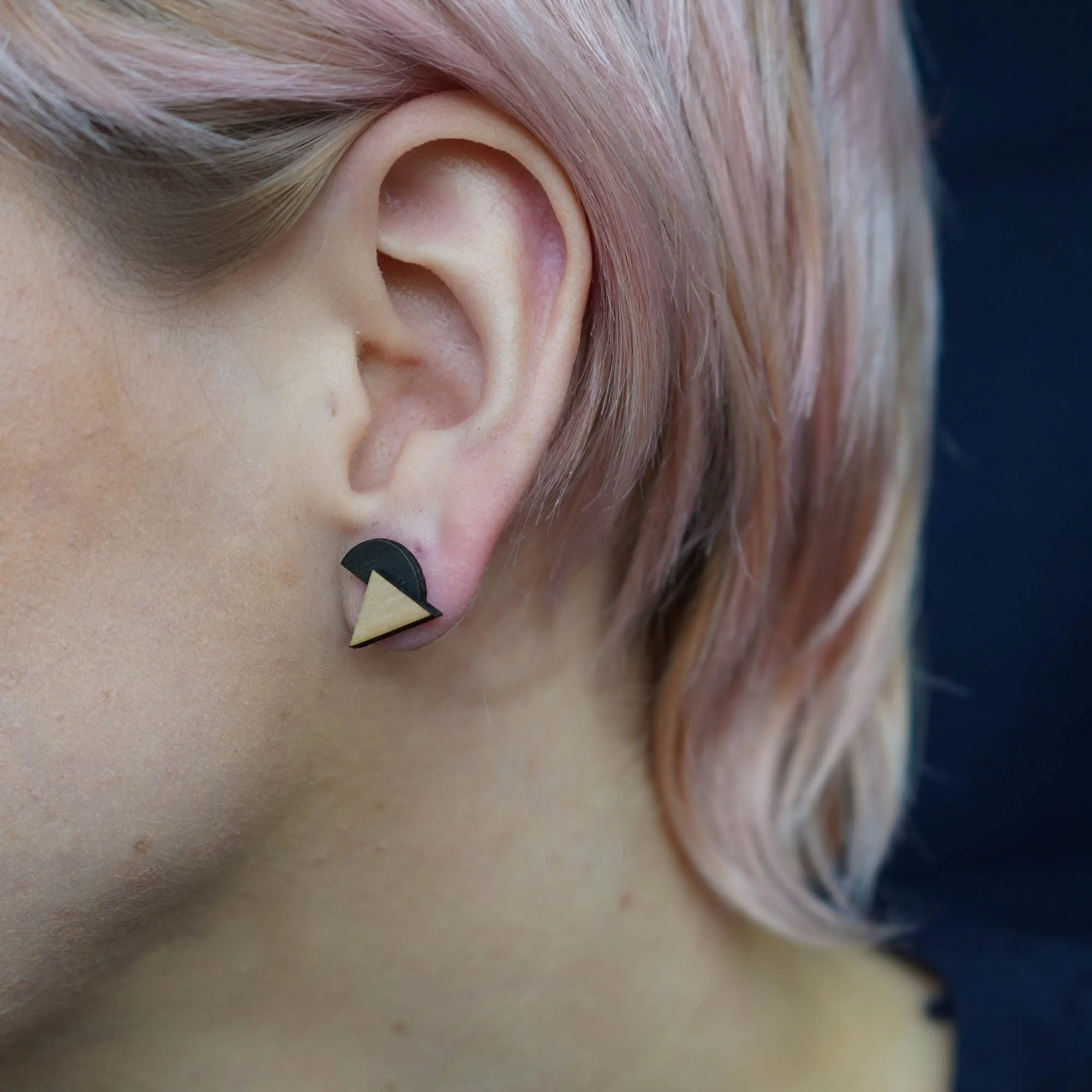 Kazimir Earrings Black