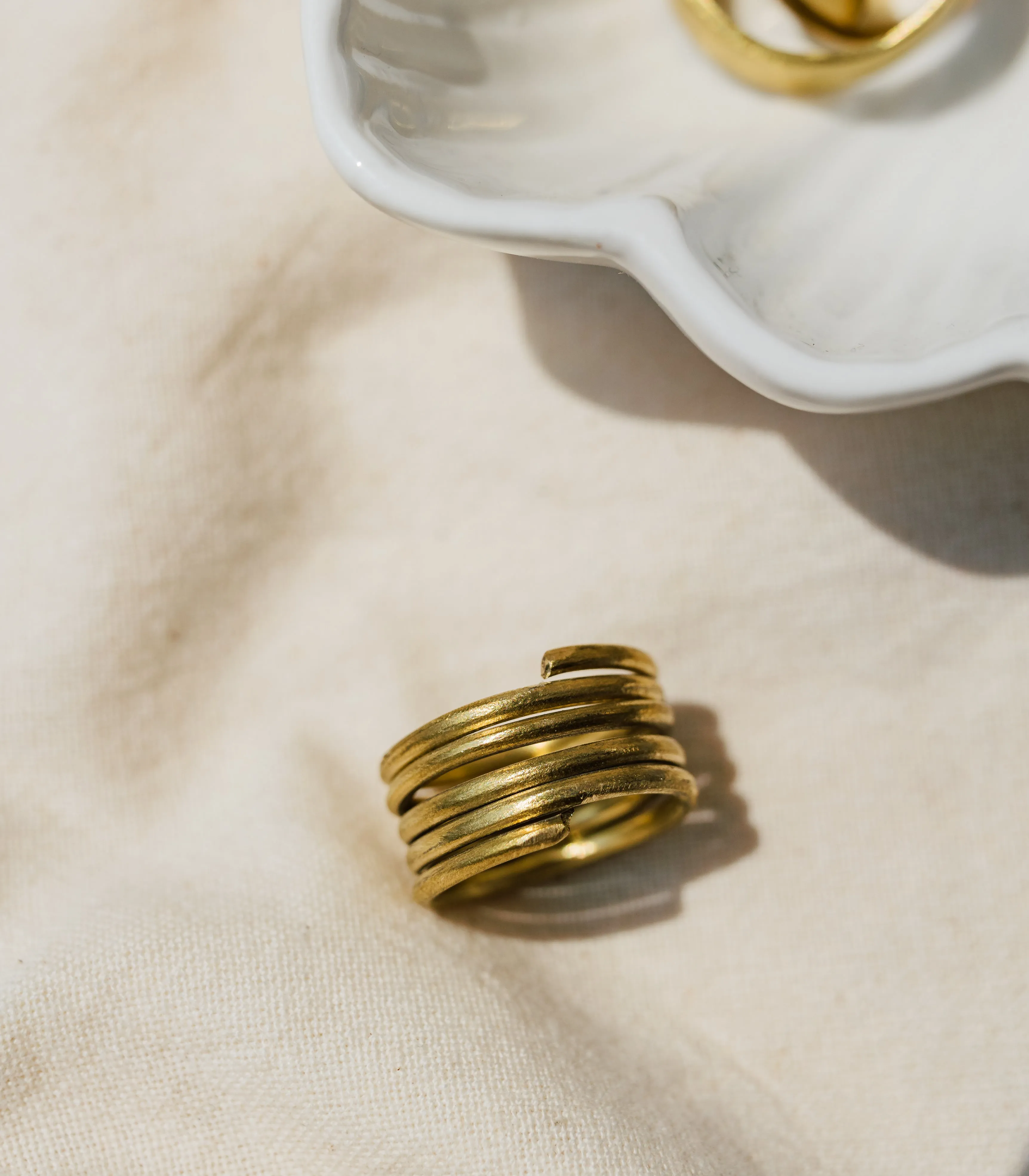 Olo Spiral Ring