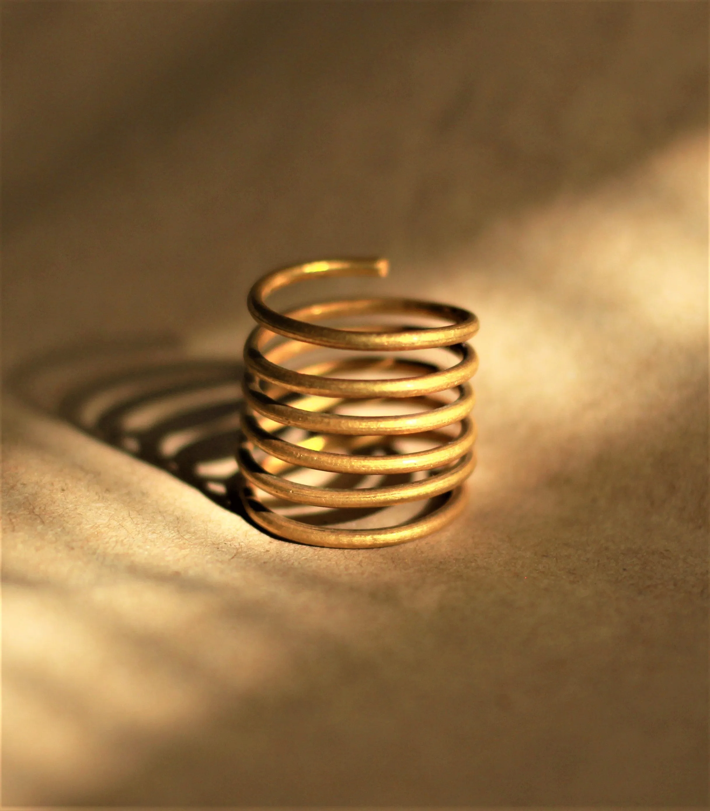Olo Spiral Ring