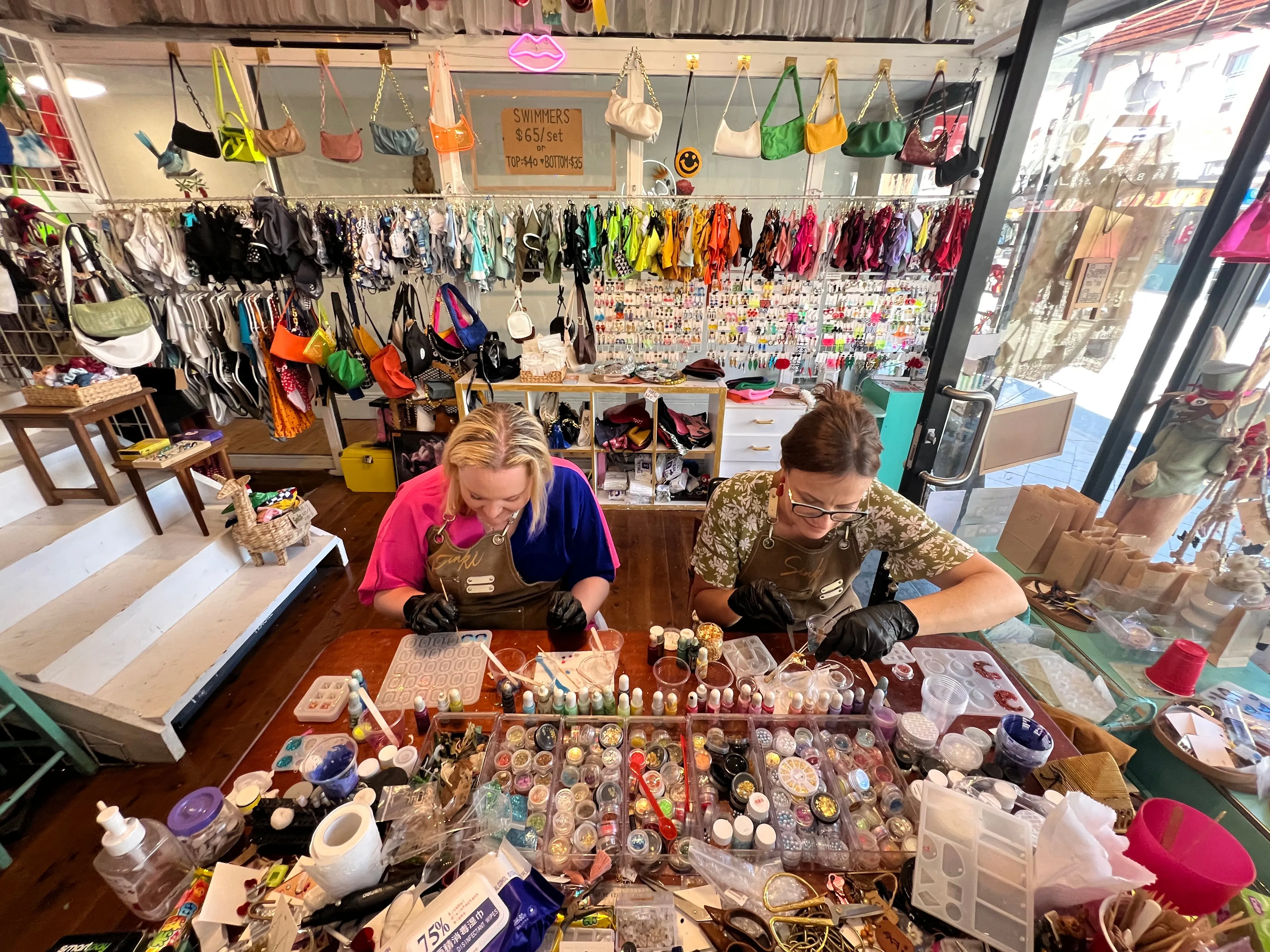 Resin Jewellery Making Workshop