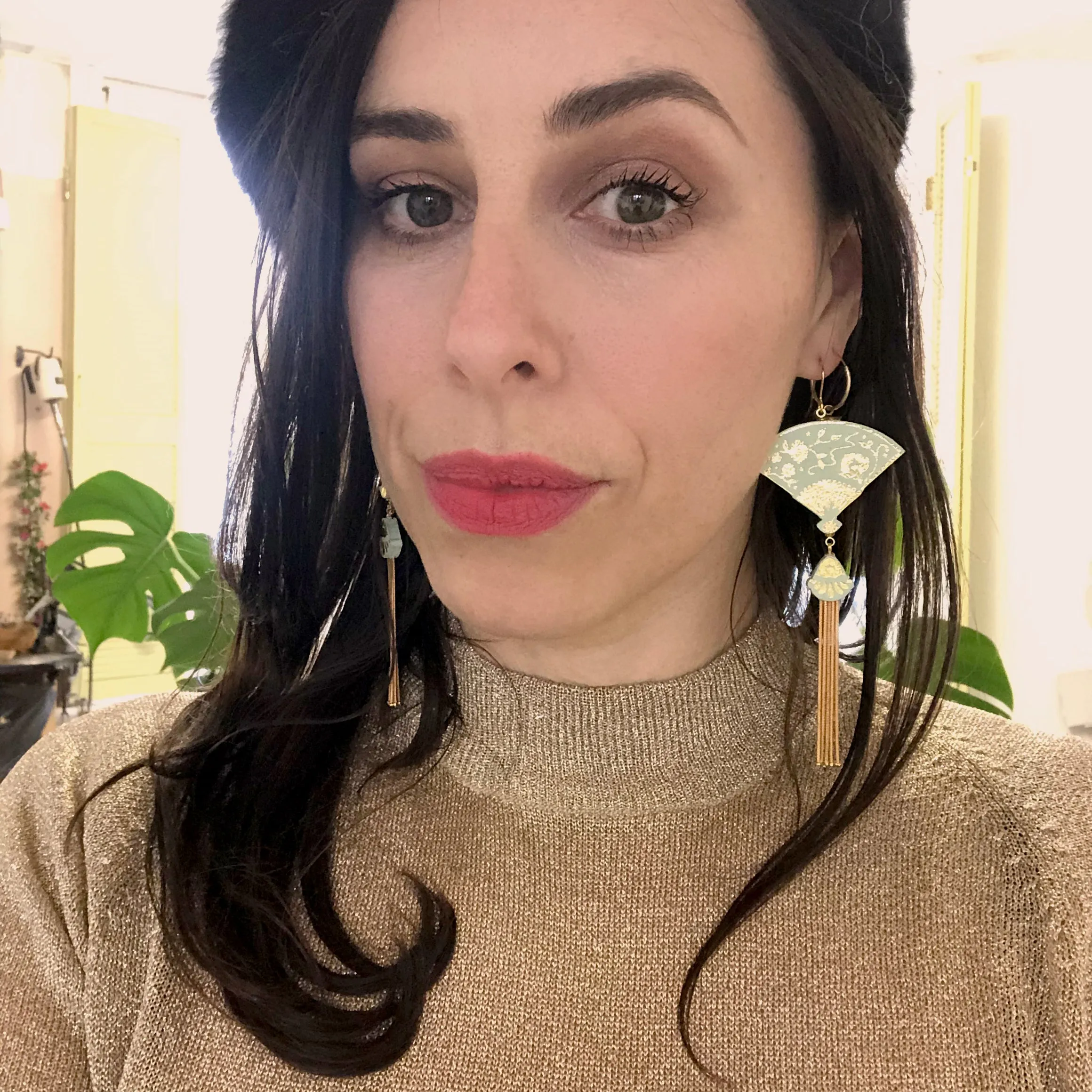 TASSELLED FAN . earrings
