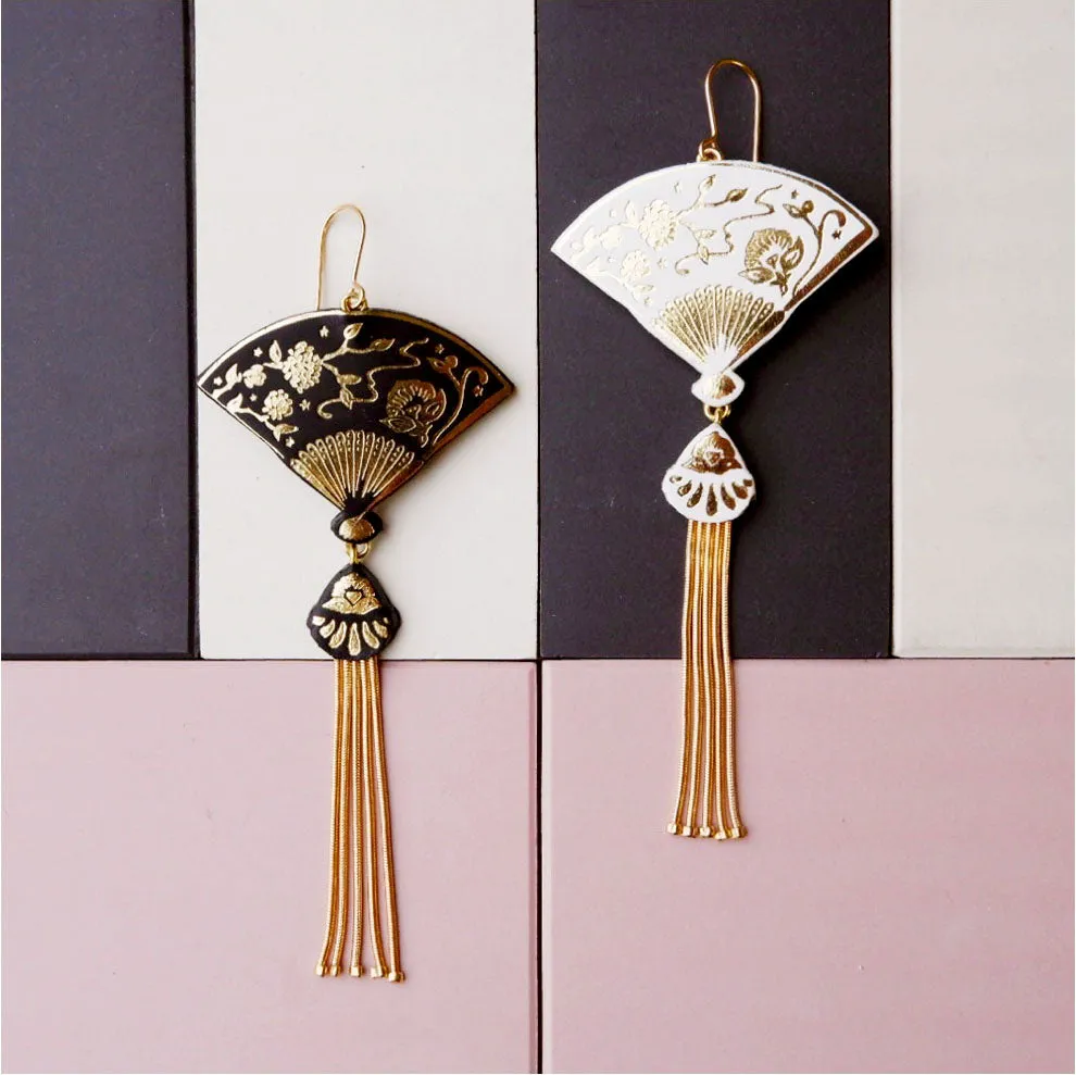TASSELLED FAN . earrings
